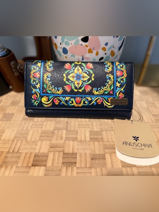 Anuschka Handbags - Anuschka Anna Black Floral Hand-Painted Leather Wallet with Multicolor Motif NWT